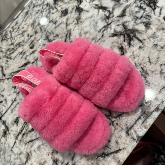 Cozy Pink Furry Slippers - Picture 1 of 5